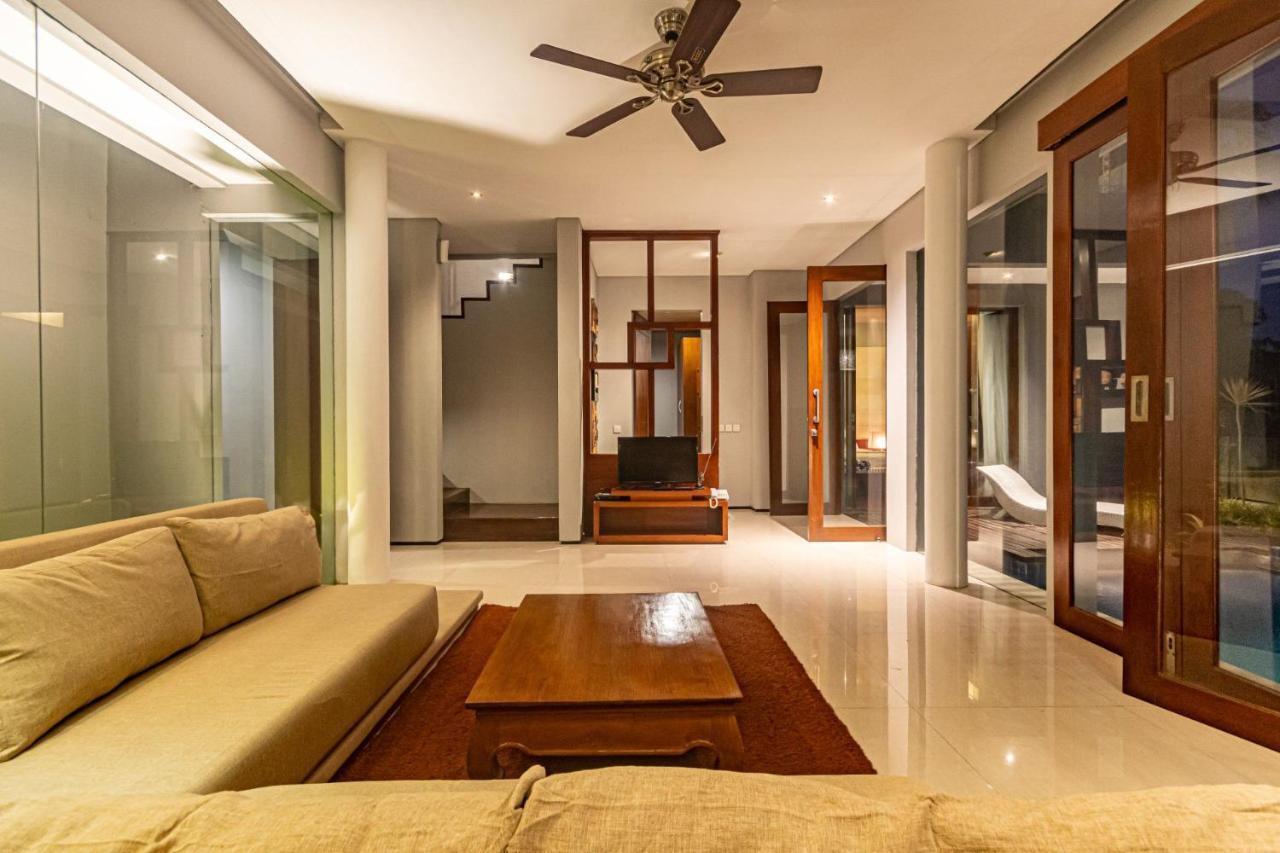 Nitya Loka Villas Kuta Lombok Exteriör bild