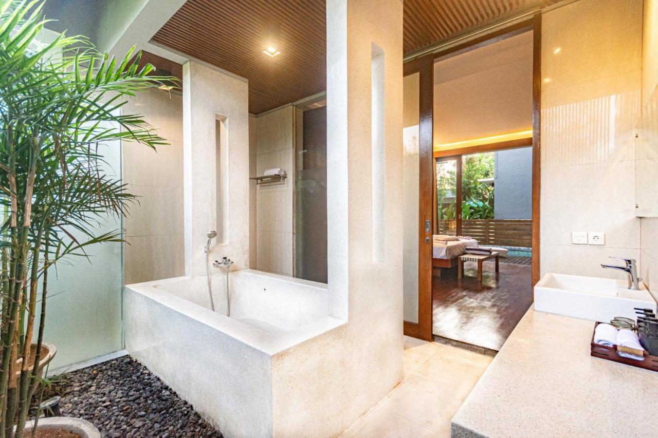 Nitya Loka Villas Kuta Lombok Exteriör bild