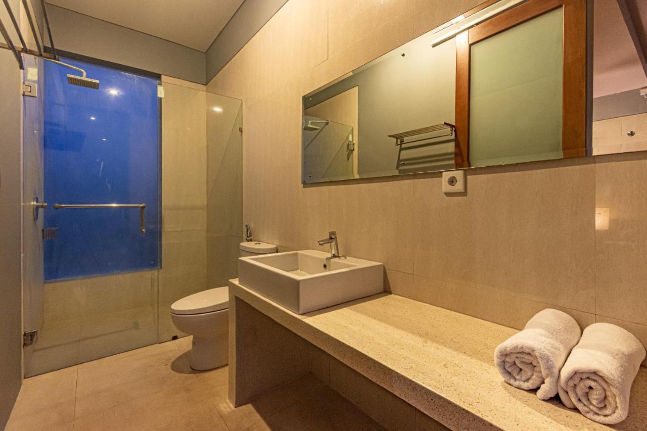 Nitya Loka Villas Kuta Lombok Exteriör bild